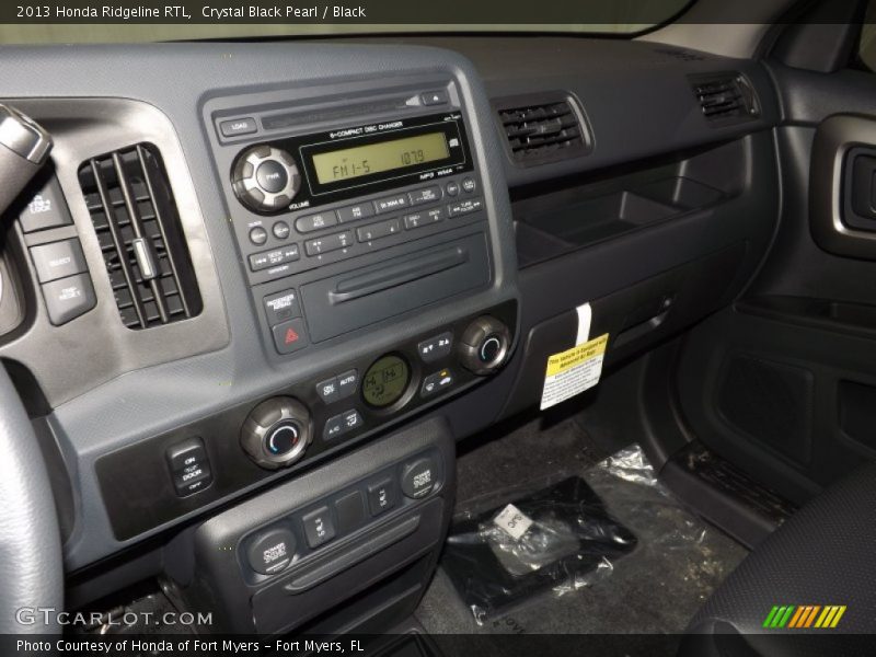 Crystal Black Pearl / Black 2013 Honda Ridgeline RTL