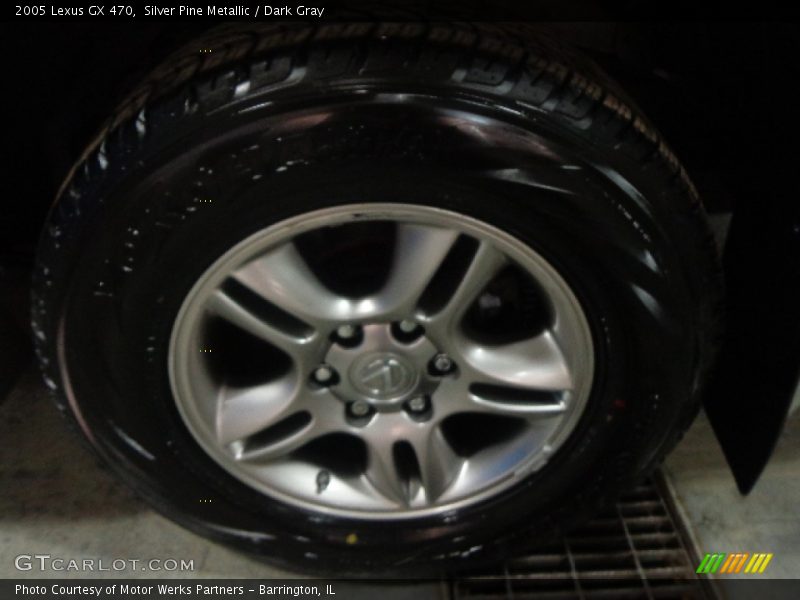 Silver Pine Metallic / Dark Gray 2005 Lexus GX 470