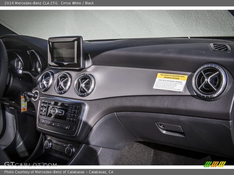 Cirrus White / Black 2014 Mercedes-Benz CLA 250