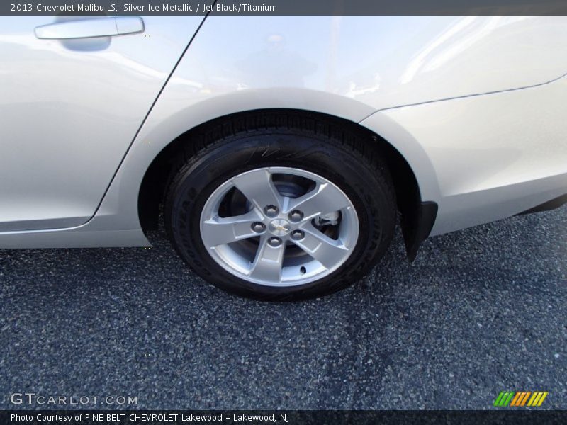 Silver Ice Metallic / Jet Black/Titanium 2013 Chevrolet Malibu LS