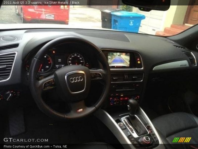 Ice Silver Metallic / Black 2011 Audi Q5 3.2 quattro