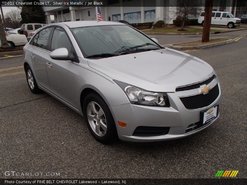 Silver Ice Metallic / Jet Black 2013 Chevrolet Cruze LT