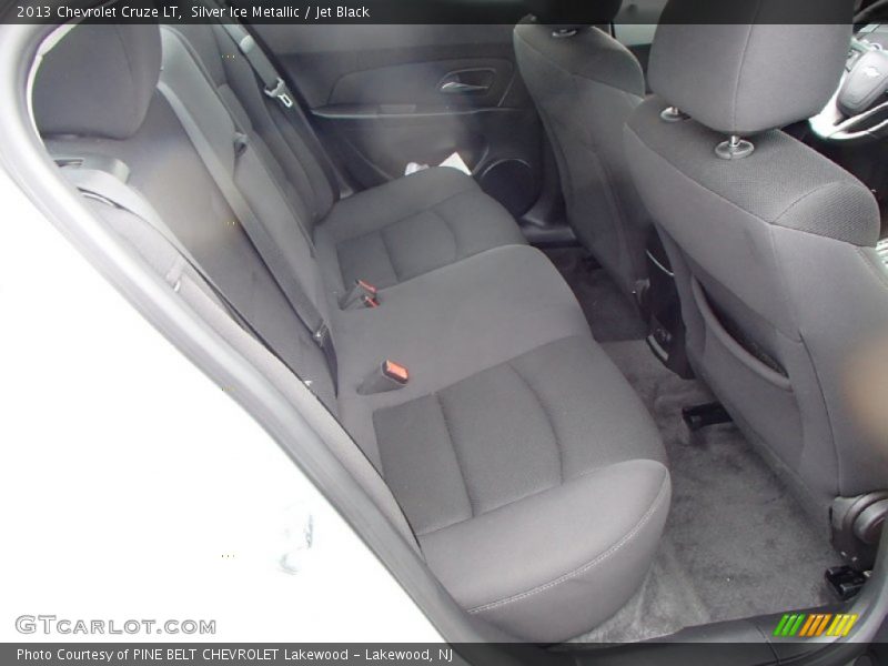 Silver Ice Metallic / Jet Black 2013 Chevrolet Cruze LT