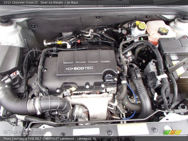 Silver Ice Metallic / Jet Black 2013 Chevrolet Cruze LT