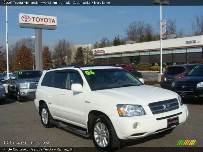 Super White / Ivory Beige 2006 Toyota Highlander Hybrid Limited 4WD