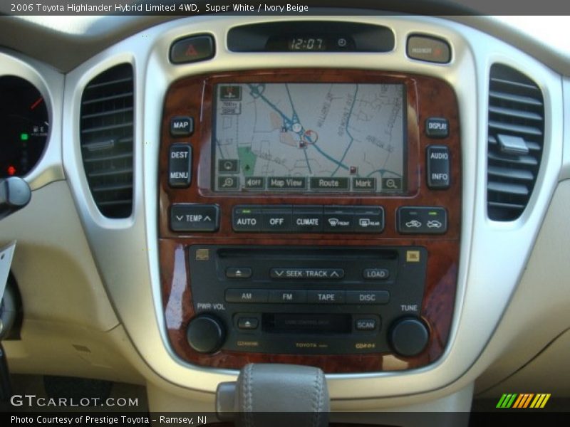 Super White / Ivory Beige 2006 Toyota Highlander Hybrid Limited 4WD