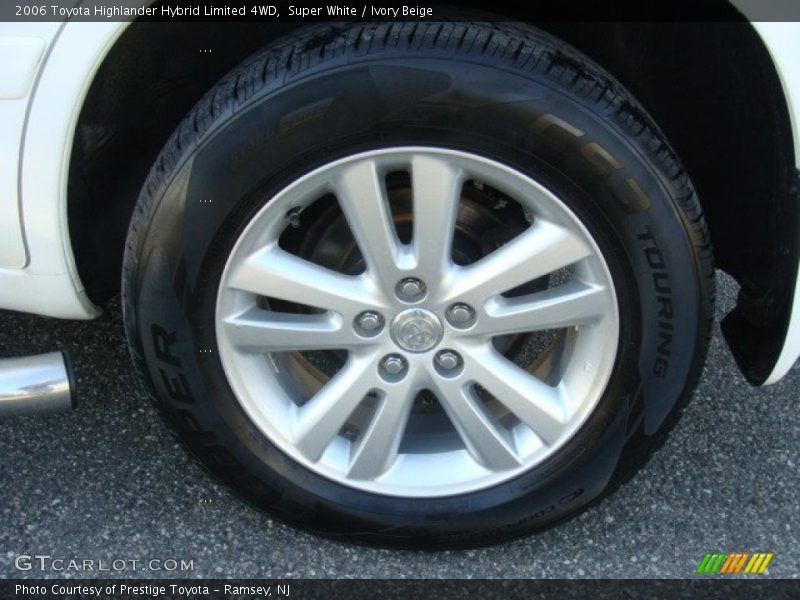 Super White / Ivory Beige 2006 Toyota Highlander Hybrid Limited 4WD