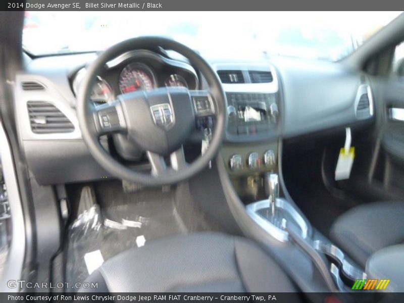 Billet Silver Metallic / Black 2014 Dodge Avenger SE
