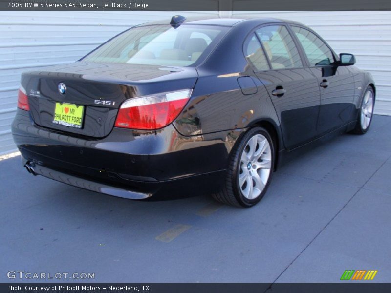Jet Black / Beige 2005 BMW 5 Series 545i Sedan