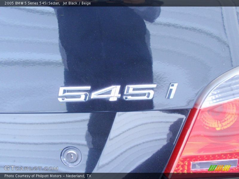 Jet Black / Beige 2005 BMW 5 Series 545i Sedan
