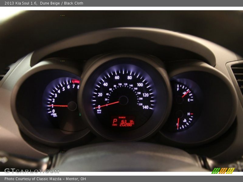 Dune Beige / Black Cloth 2013 Kia Soul 1.6