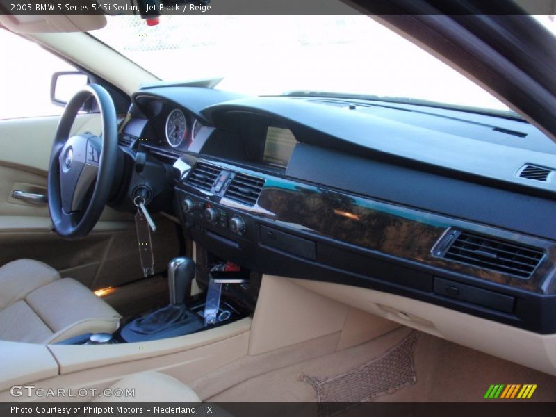 Jet Black / Beige 2005 BMW 5 Series 545i Sedan