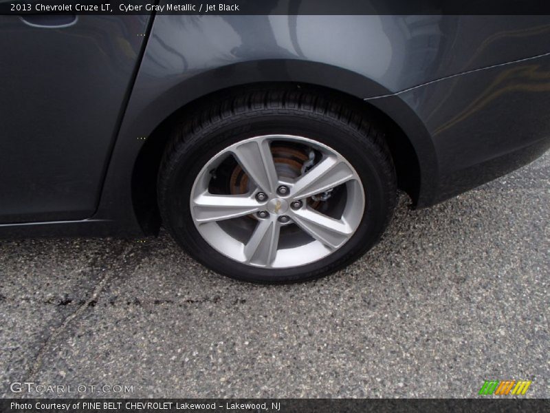 Cyber Gray Metallic / Jet Black 2013 Chevrolet Cruze LT