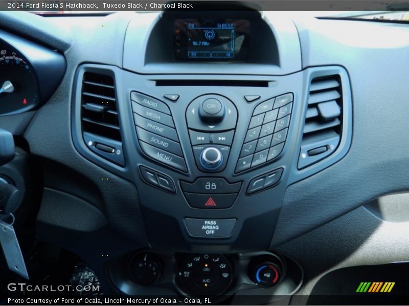 Controls of 2014 Fiesta S Hatchback