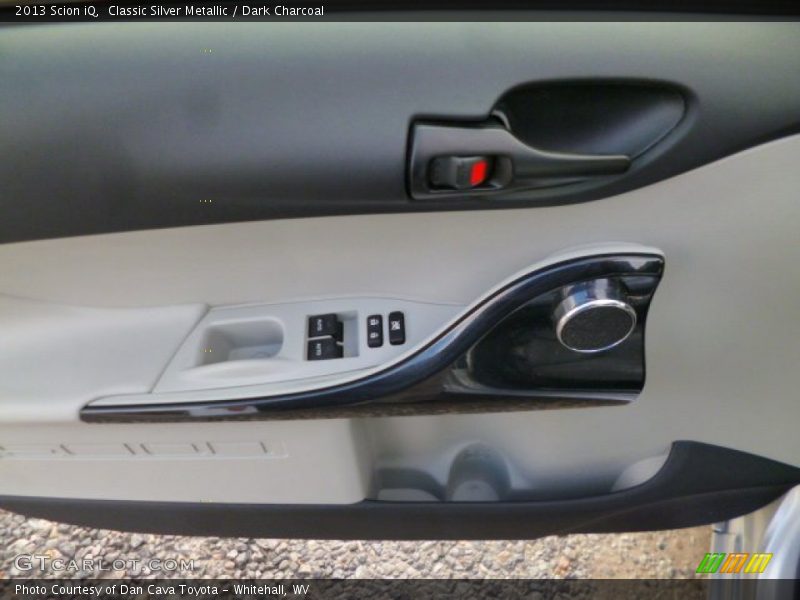 Door Panel of 2013 iQ 