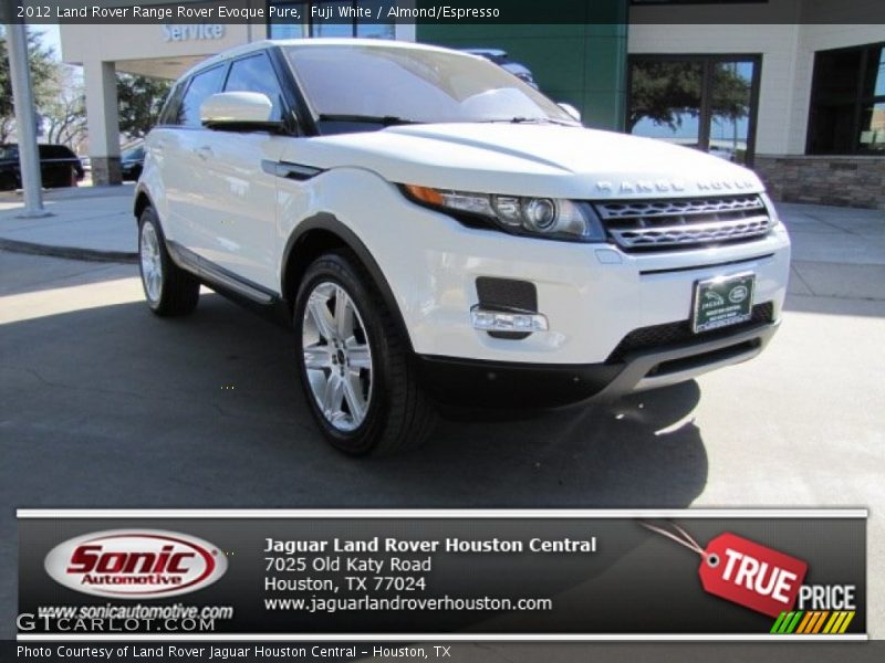 Fuji White / Almond/Espresso 2012 Land Rover Range Rover Evoque Pure