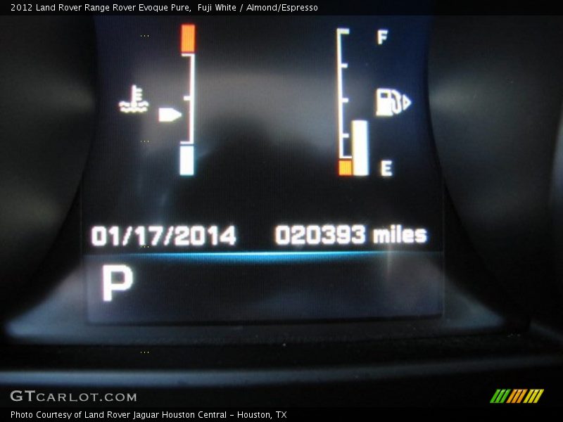 Fuji White / Almond/Espresso 2012 Land Rover Range Rover Evoque Pure