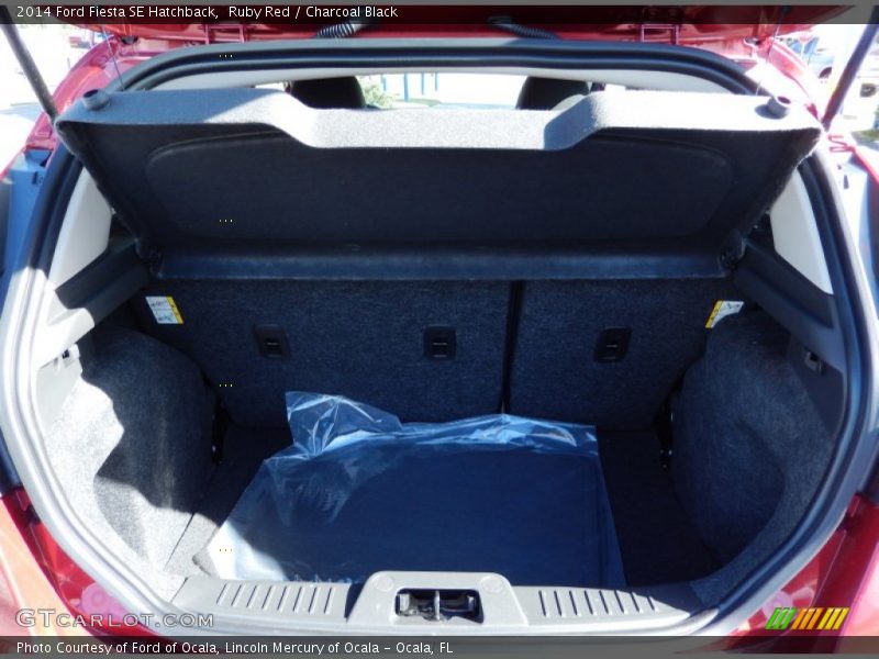 Ruby Red / Charcoal Black 2014 Ford Fiesta SE Hatchback