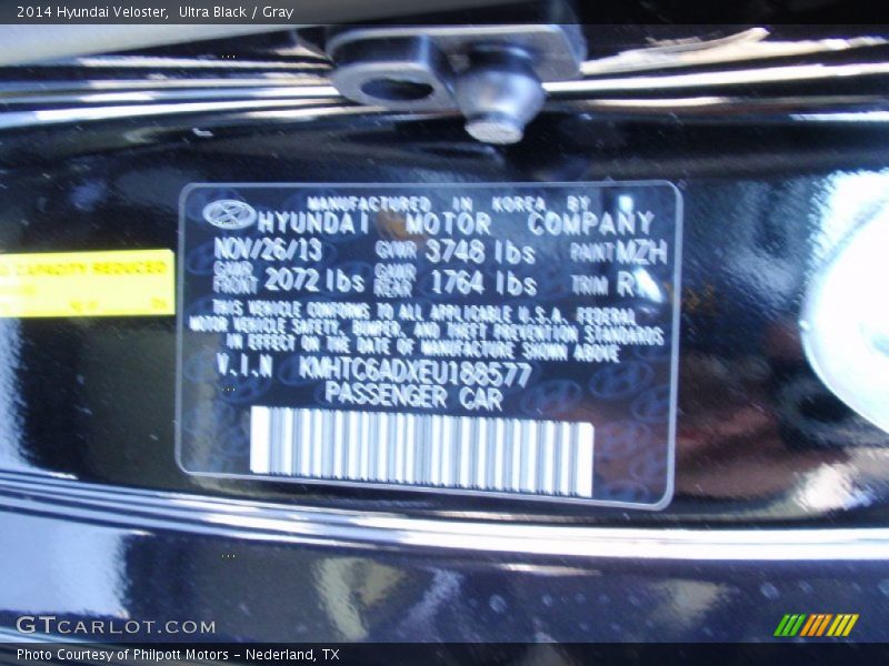 Ultra Black / Gray 2014 Hyundai Veloster
