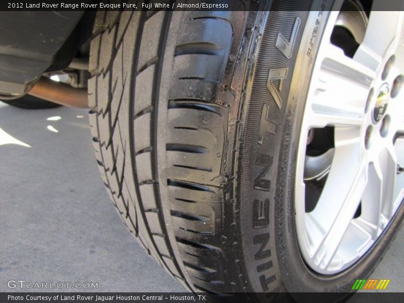 Fuji White / Almond/Espresso 2012 Land Rover Range Rover Evoque Pure