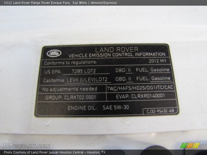 Fuji White / Almond/Espresso 2012 Land Rover Range Rover Evoque Pure