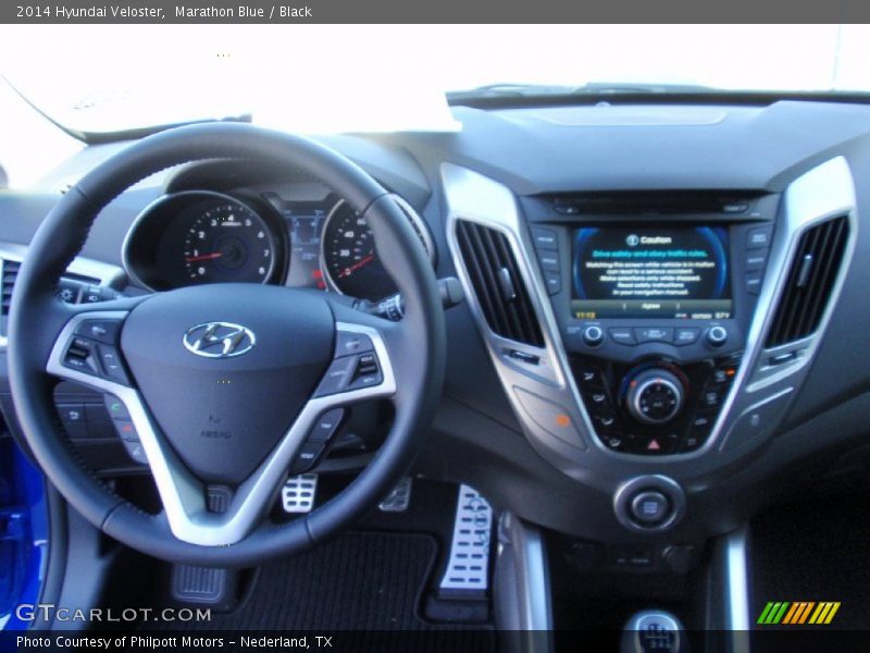 Dashboard of 2014 Veloster 