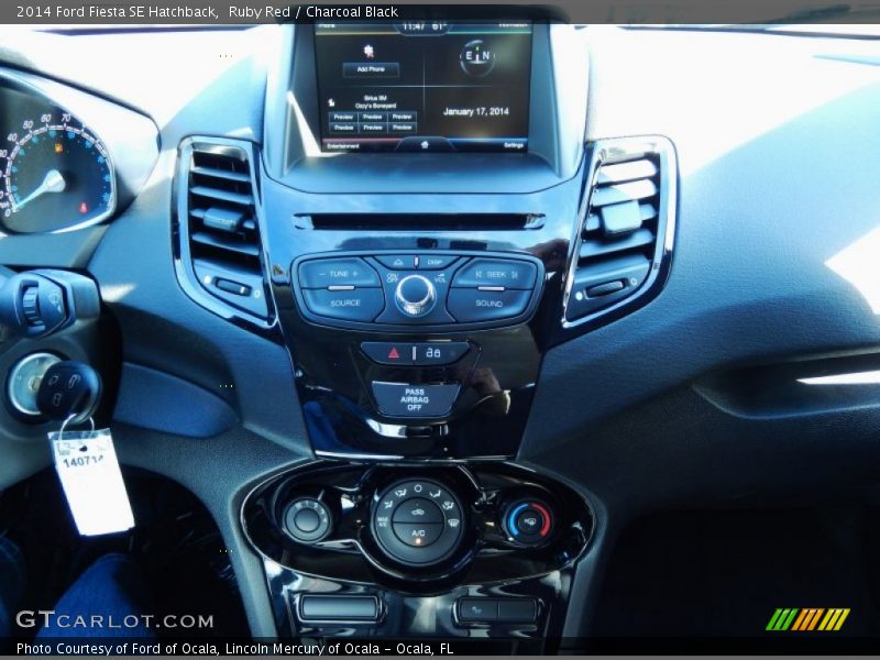 Ruby Red / Charcoal Black 2014 Ford Fiesta SE Hatchback