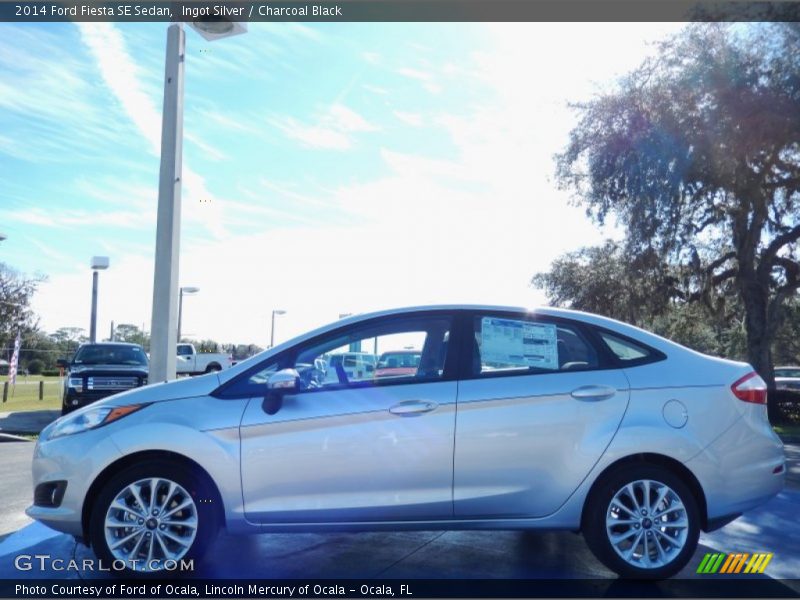 Ingot Silver / Charcoal Black 2014 Ford Fiesta SE Sedan