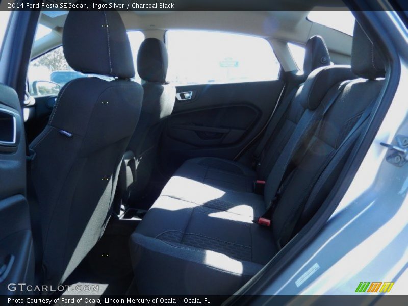Ingot Silver / Charcoal Black 2014 Ford Fiesta SE Sedan