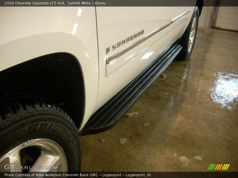 Summit White / Ebony 2009 Chevrolet Suburban LTZ 4x4