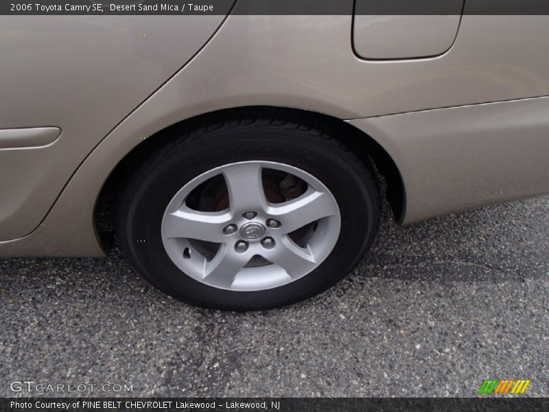 Desert Sand Mica / Taupe 2006 Toyota Camry SE