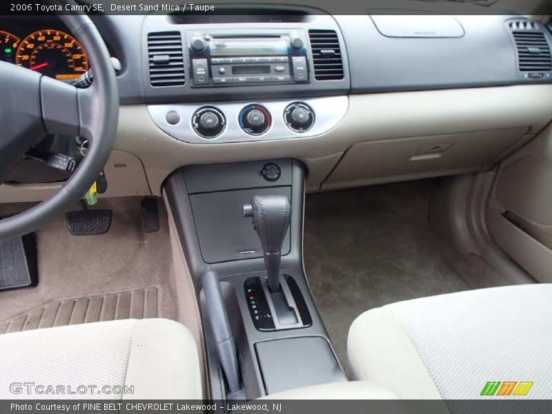 Desert Sand Mica / Taupe 2006 Toyota Camry SE