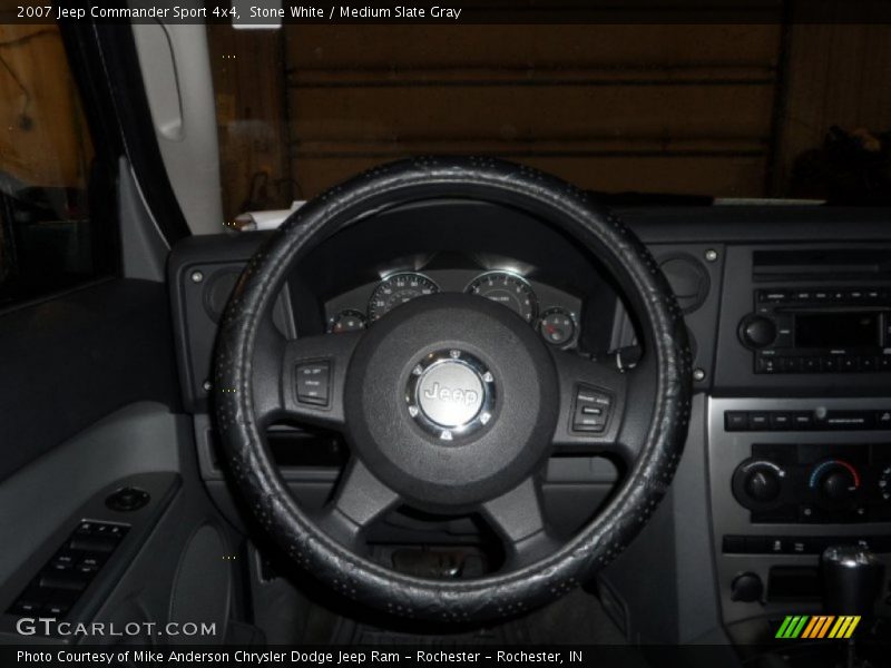 Stone White / Medium Slate Gray 2007 Jeep Commander Sport 4x4