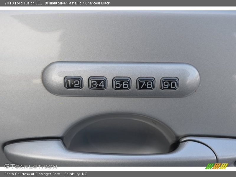 Brilliant Silver Metallic / Charcoal Black 2010 Ford Fusion SEL