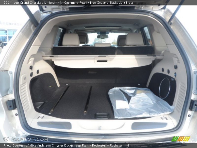 Cashmere Pearl / New Zealand Black/Light Frost 2014 Jeep Grand Cherokee Limited 4x4