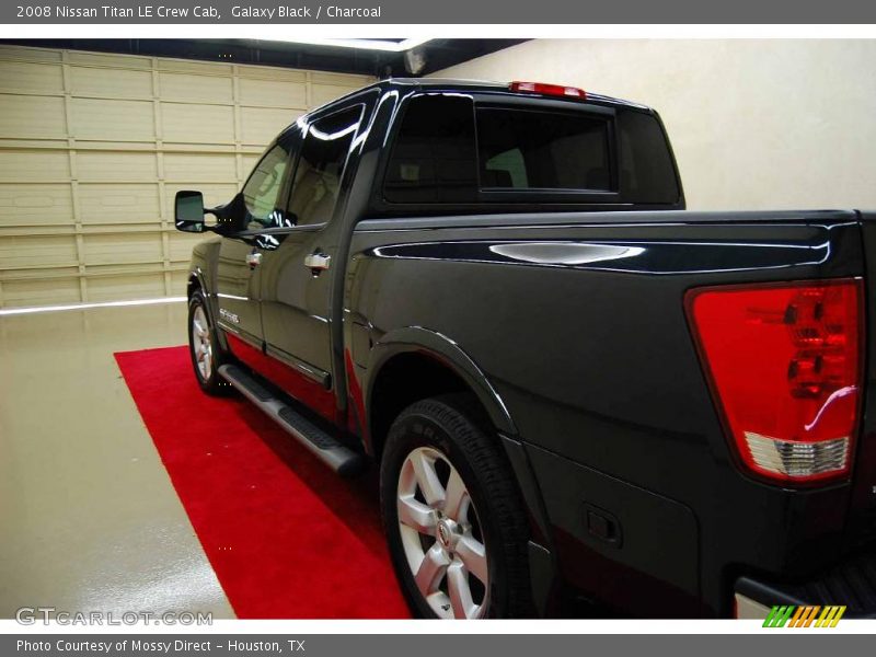 Galaxy Black / Charcoal 2008 Nissan Titan LE Crew Cab
