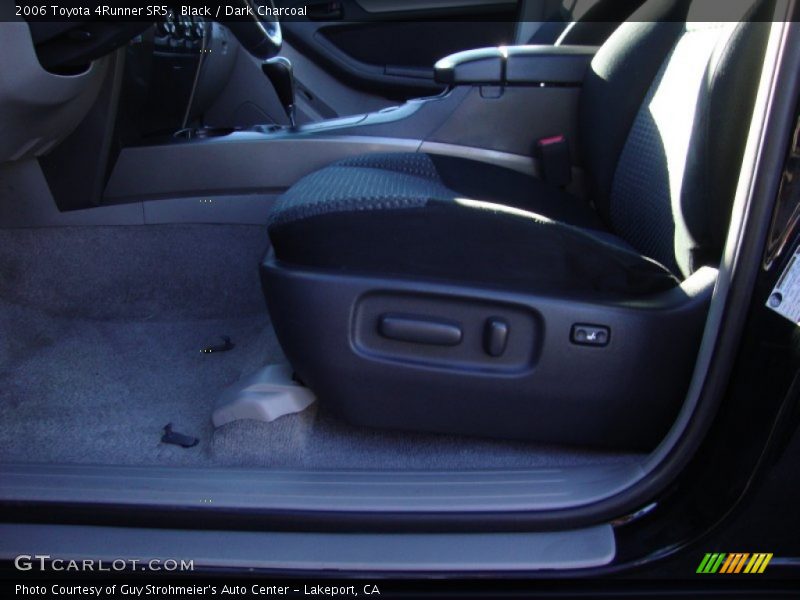 Black / Dark Charcoal 2006 Toyota 4Runner SR5