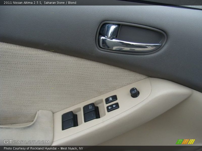 Saharan Stone / Blond 2011 Nissan Altima 2.5 S