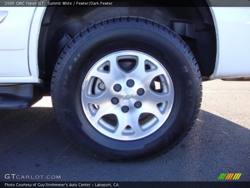 Summit White / Pewter/Dark Pewter 2005 GMC Yukon SLT
