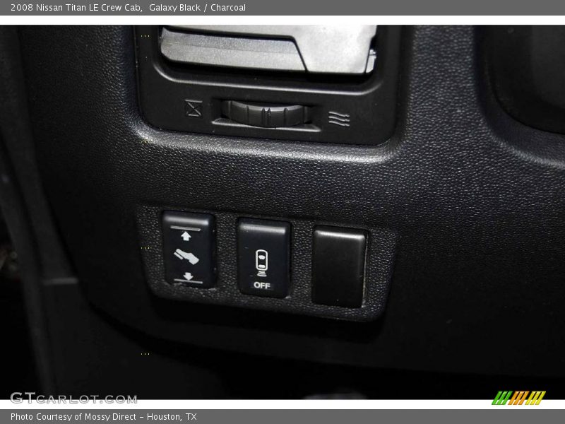 Galaxy Black / Charcoal 2008 Nissan Titan LE Crew Cab