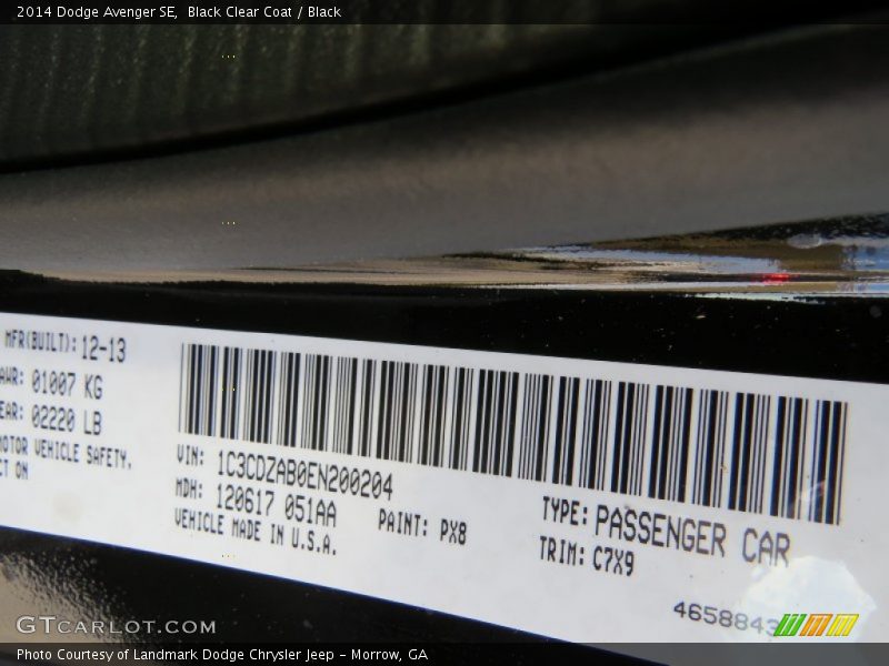 Black Clear Coat / Black 2014 Dodge Avenger SE