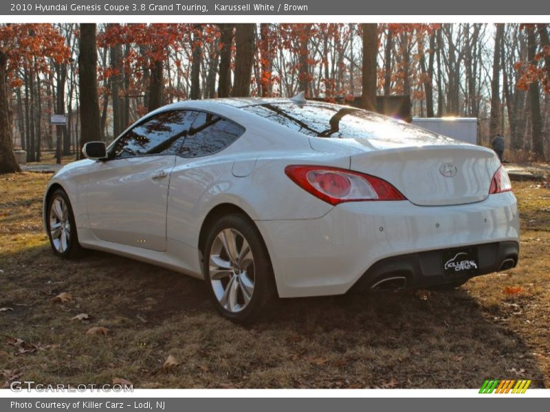 Karussell White / Brown 2010 Hyundai Genesis Coupe 3.8 Grand Touring