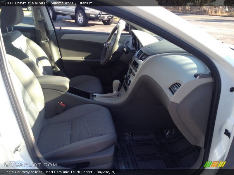 Summit White / Titanium 2011 Chevrolet Malibu LS