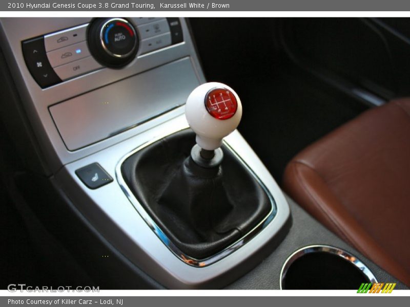 Karussell White / Brown 2010 Hyundai Genesis Coupe 3.8 Grand Touring