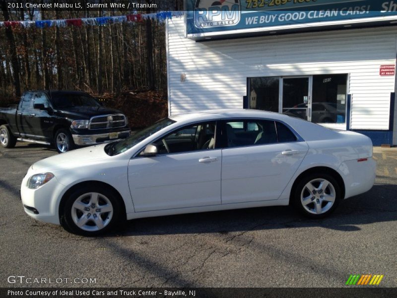 Summit White / Titanium 2011 Chevrolet Malibu LS