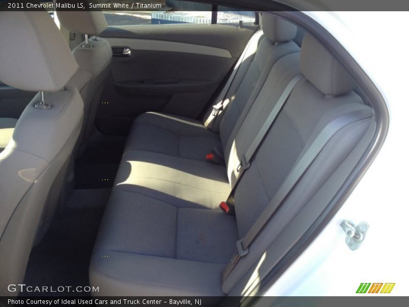Summit White / Titanium 2011 Chevrolet Malibu LS