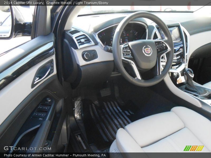 Graphite Metallic / Light Titanium/Ebony 2014 Cadillac SRX Luxury