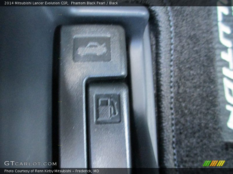 Phantom Black Pearl / Black 2014 Mitsubishi Lancer Evolution GSR