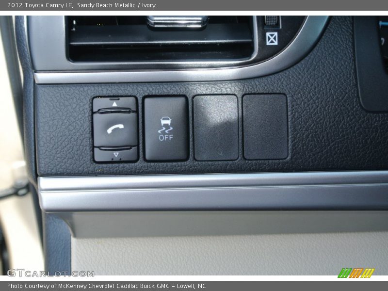 Sandy Beach Metallic / Ivory 2012 Toyota Camry LE