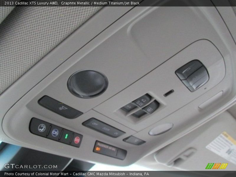 Controls of 2013 XTS Luxury AWD